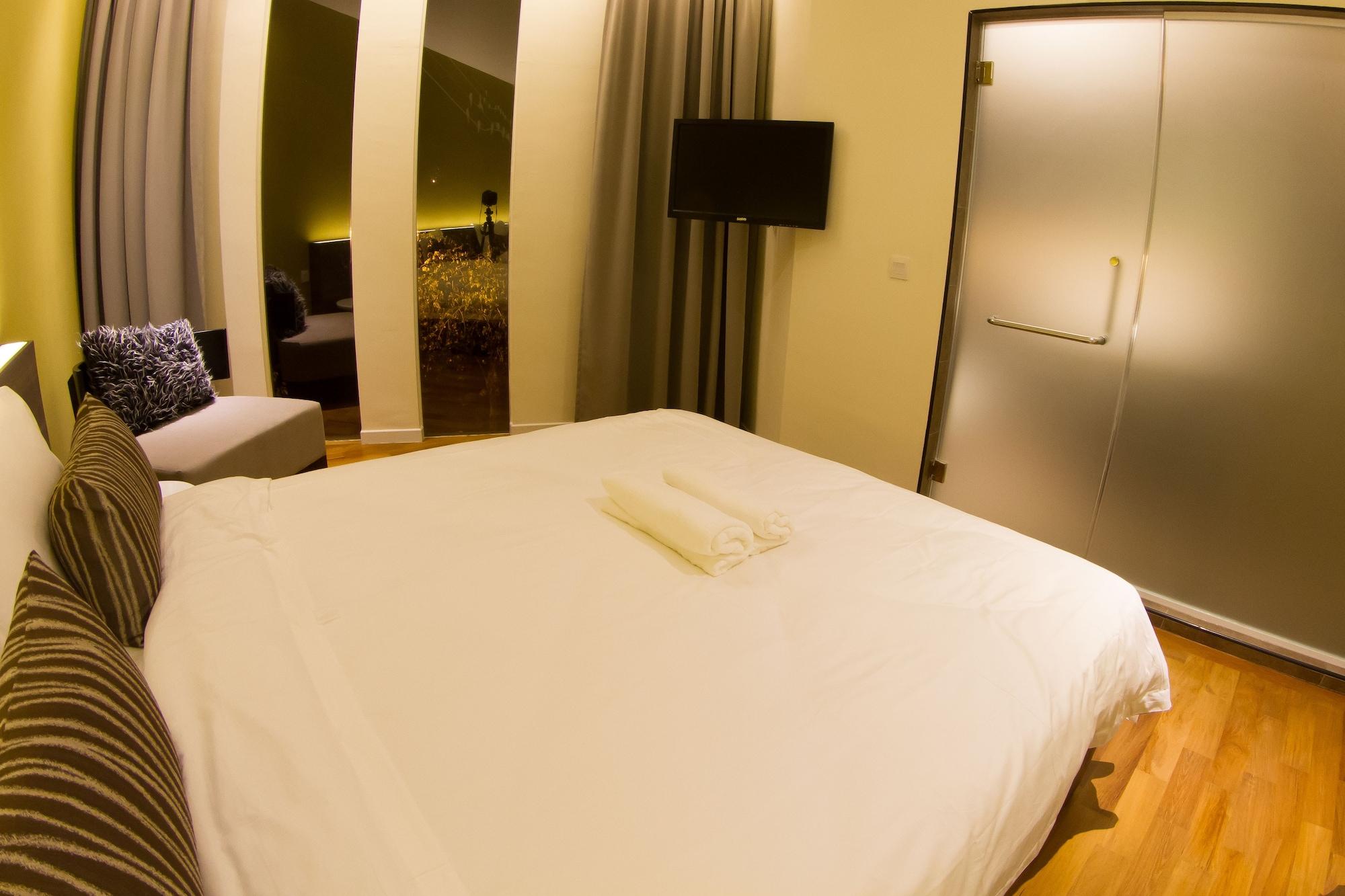 Mood Hotel Johor Bahru Buitenkant foto