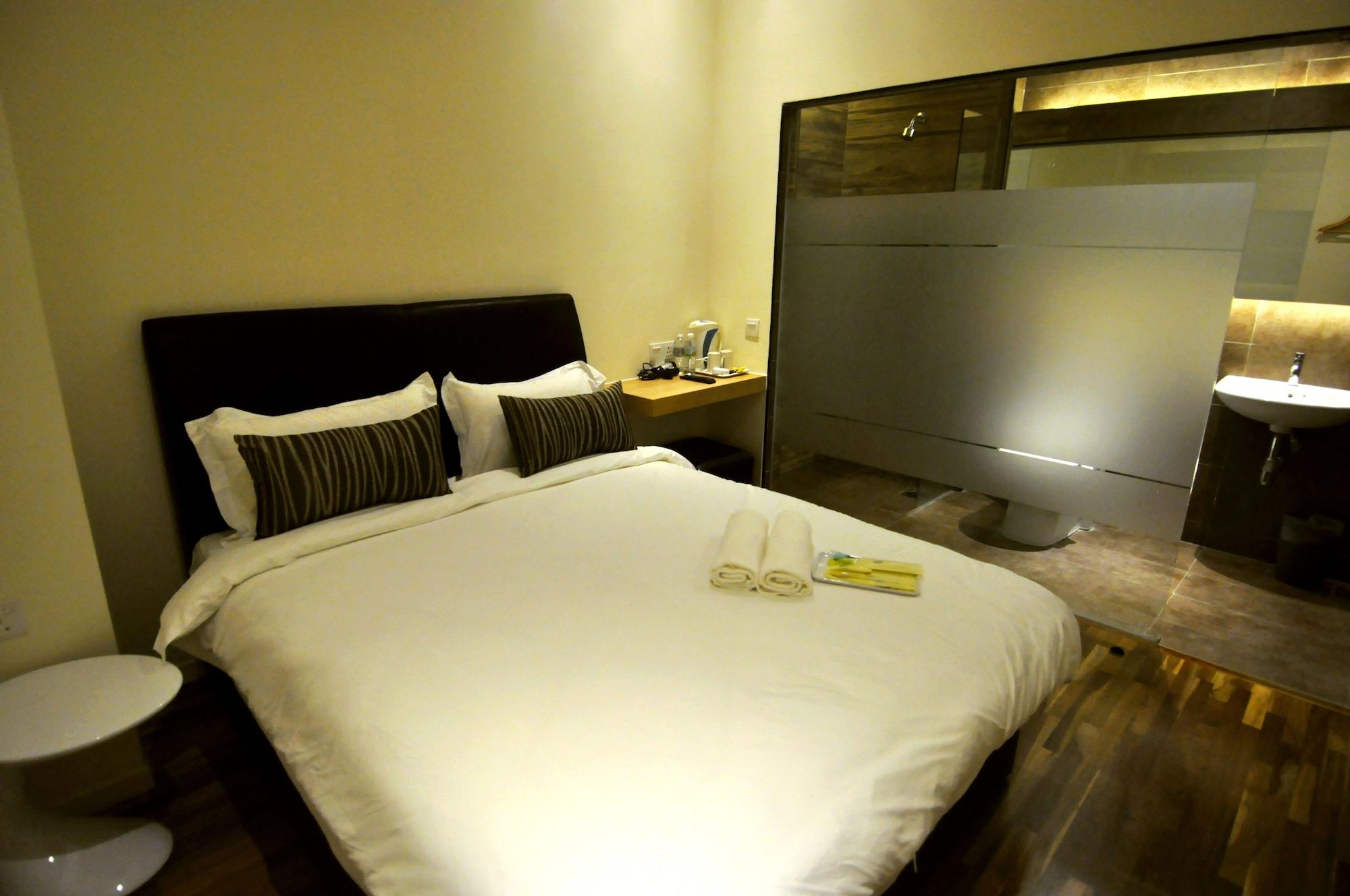 Mood Hotel Johor Bahru Buitenkant foto